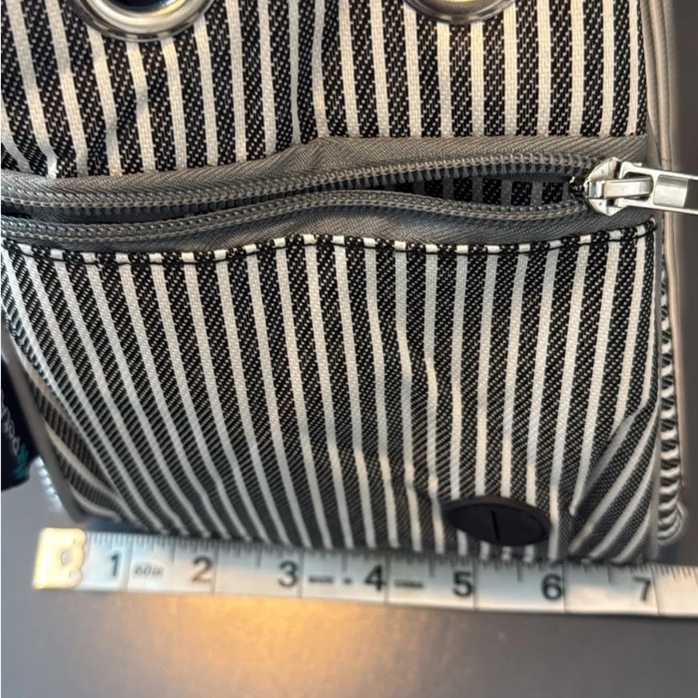 N/A stylish gray