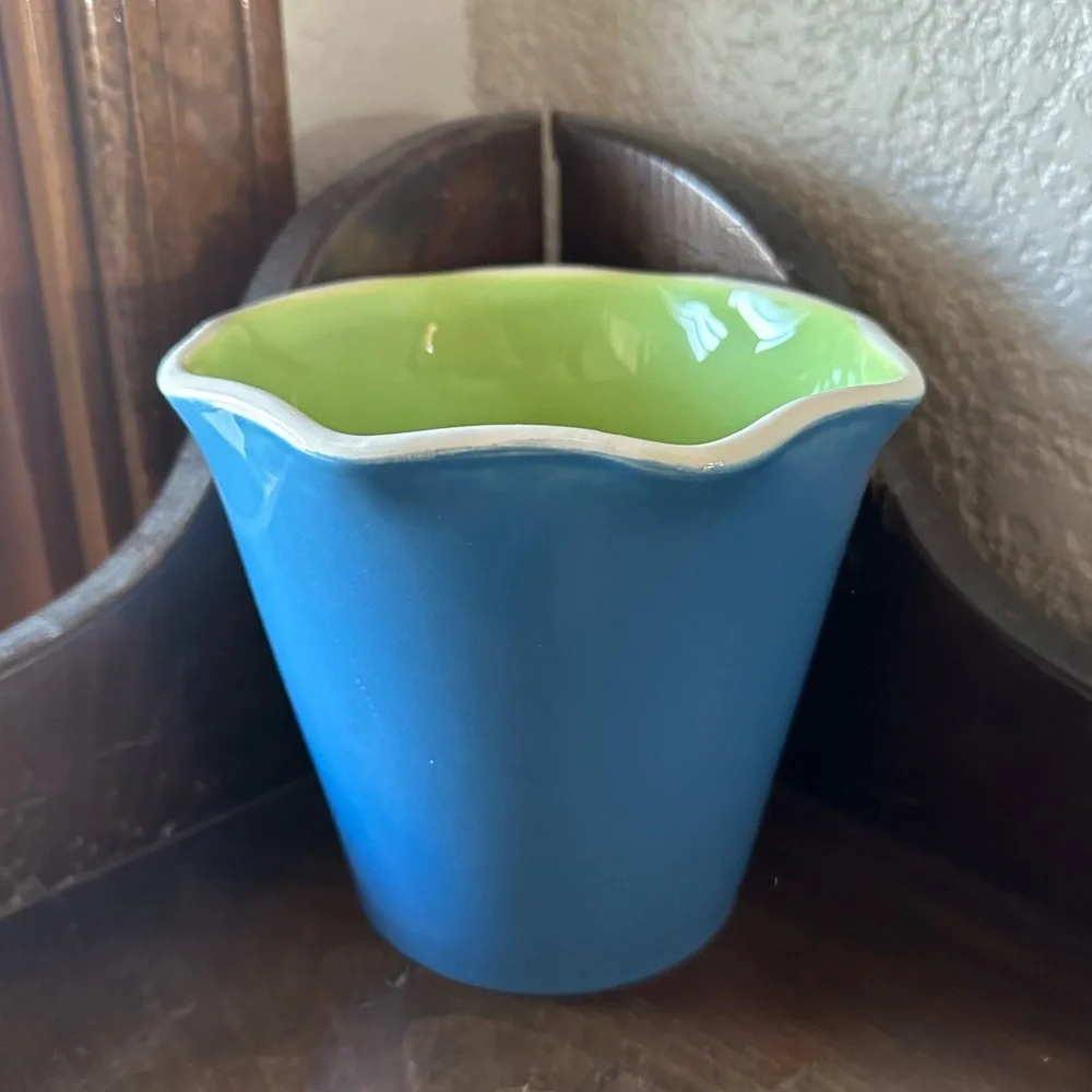 Crate&Barrel fluted flowers