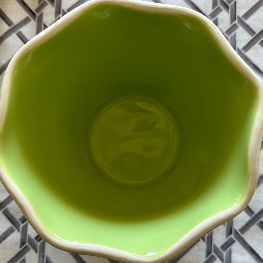 Crate&Barrel free green white