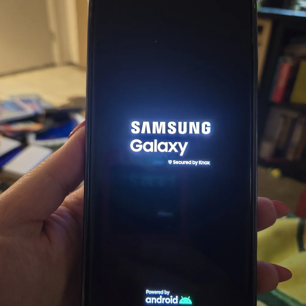Smartphone with Gradient Screen