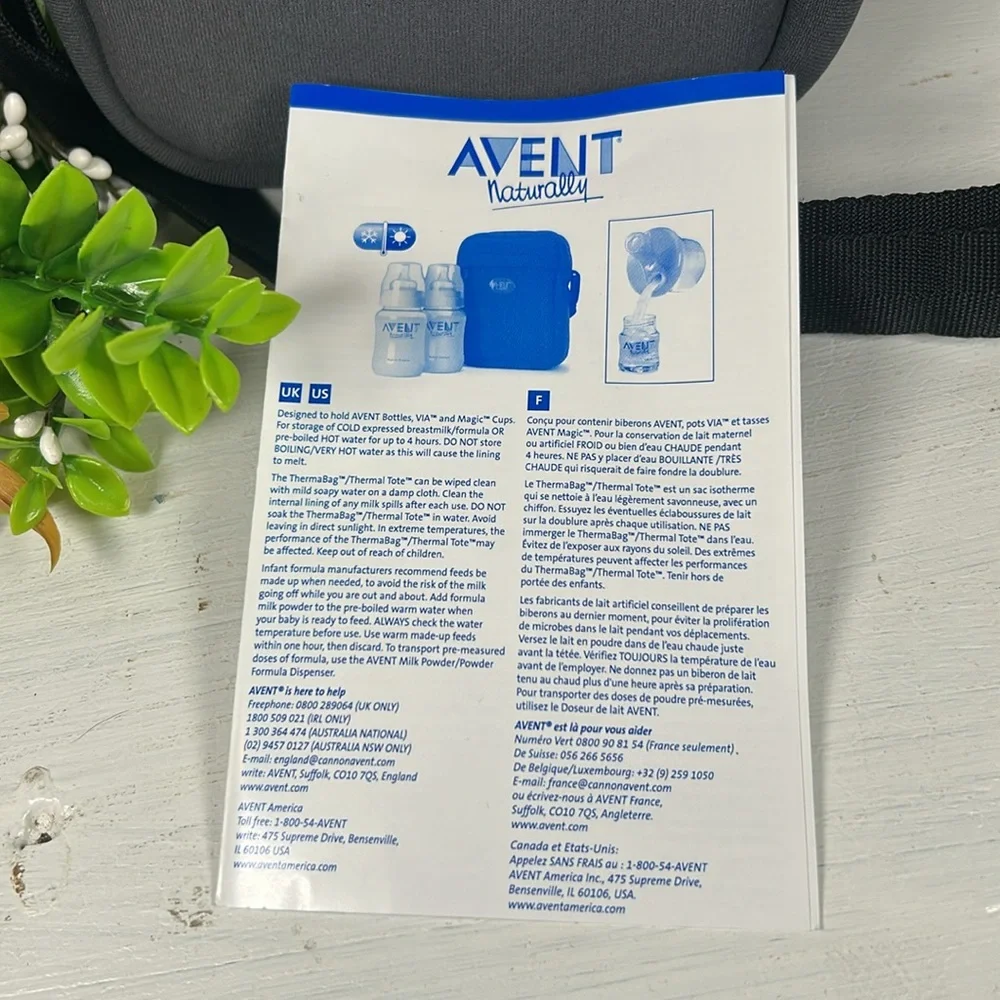 NWT Avent 3M Thinsulate Bag Microfiber Adjustable Strap Bottles Water Snack Bag