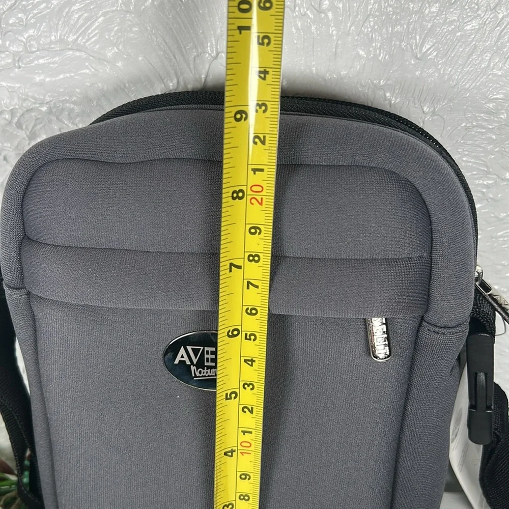 NWT Avent 3M Thinsulate Bag Microfiber Adjustable Strap Bottles Water Snack Bag