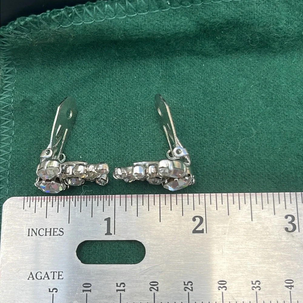 Vintage Austrian Marquise & Round Rhinestones in silver tone clip on earrings