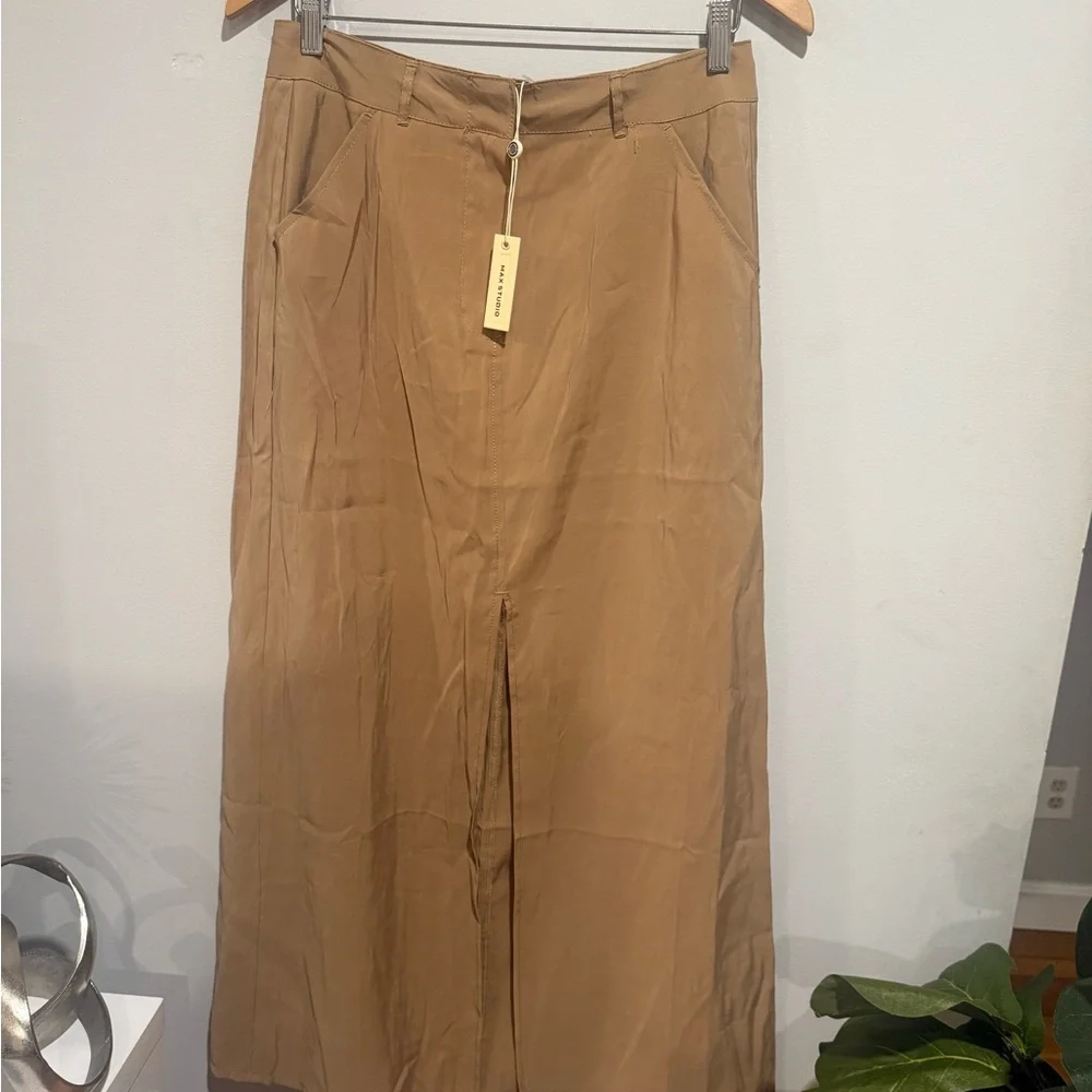 Max Studio Tan Pleated Maxi Skirt for Casual Wear