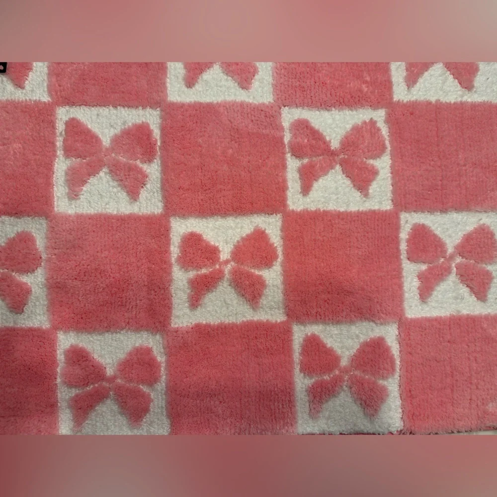 Betsey Johnson Bow Bath Rug