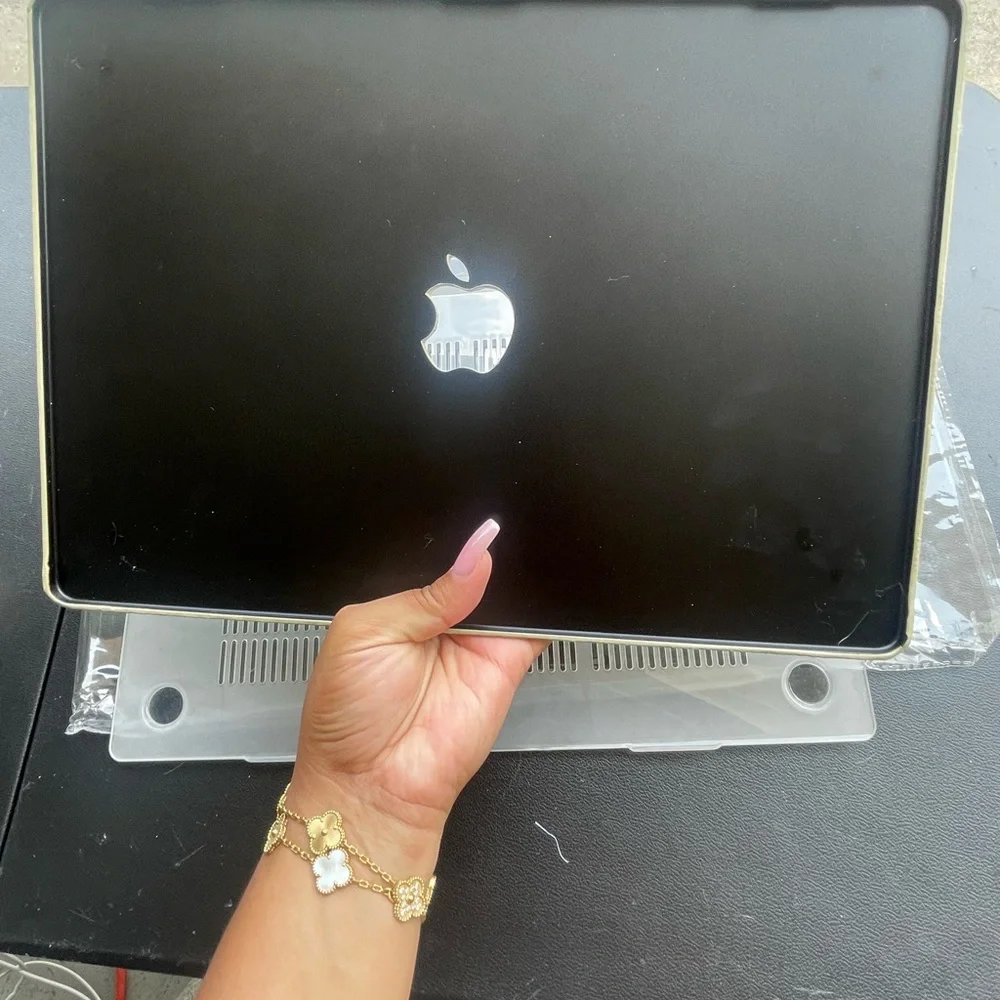 Apple stylish macbook