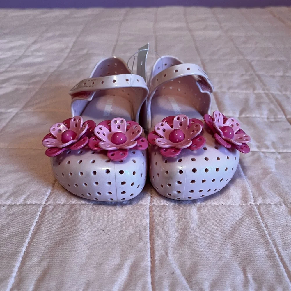 Mini Melissa adorable pink