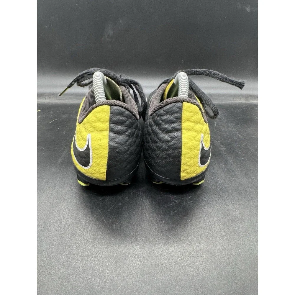 Nike Hypervenom Phelon 3 FG Soccer Cleat Youth Size 2.5Y Black/Yellow GUC