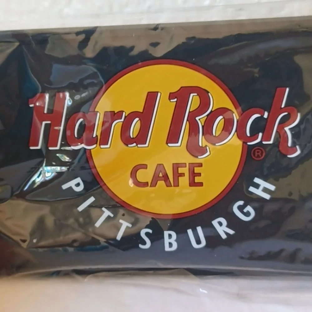 Hard Rock Cafe number shopping