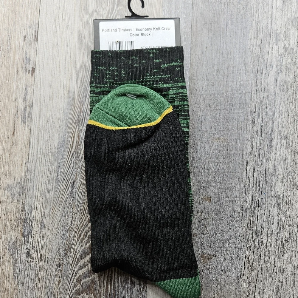Strideline socks new