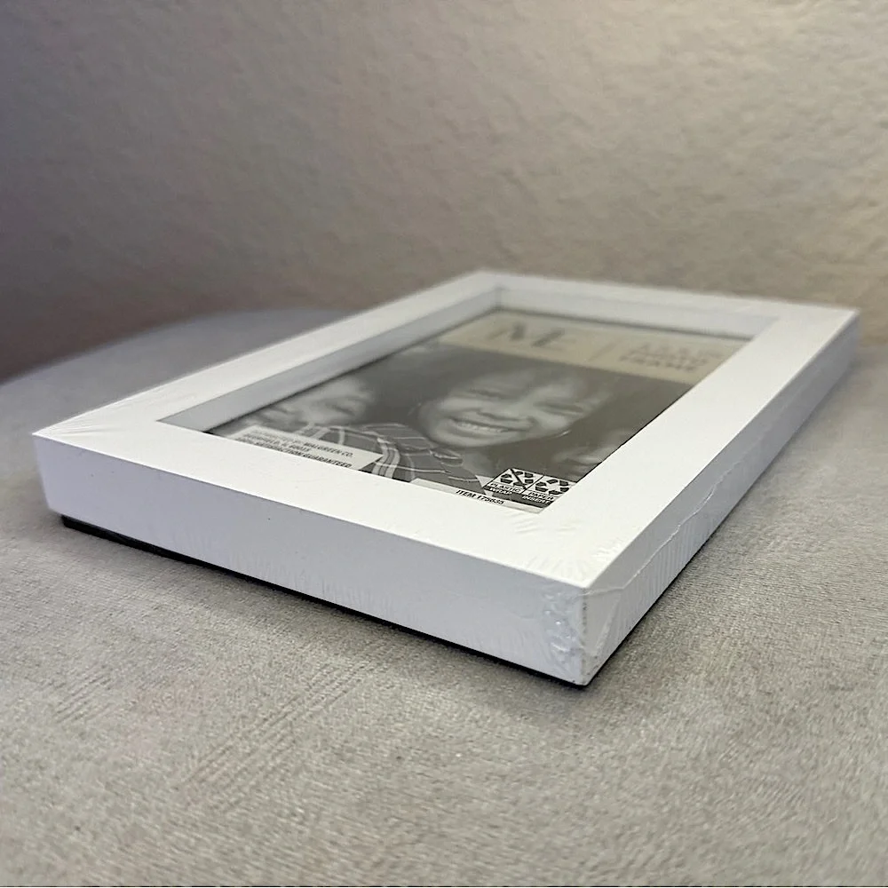 Modern Expressions nwt design 4x6