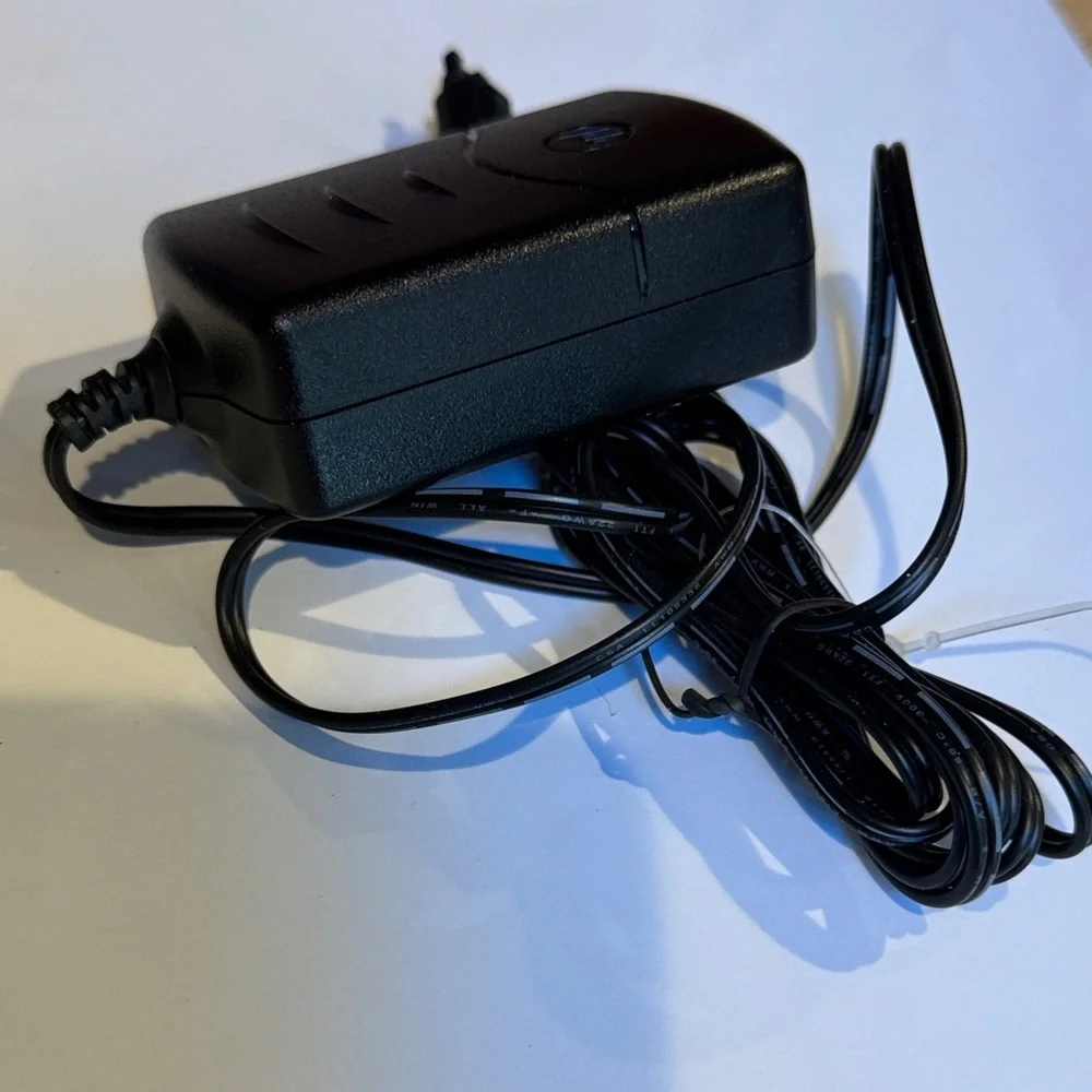 Motorola Black Charging Adapter Motorola Phone AC Adapter Model PSM5236A
