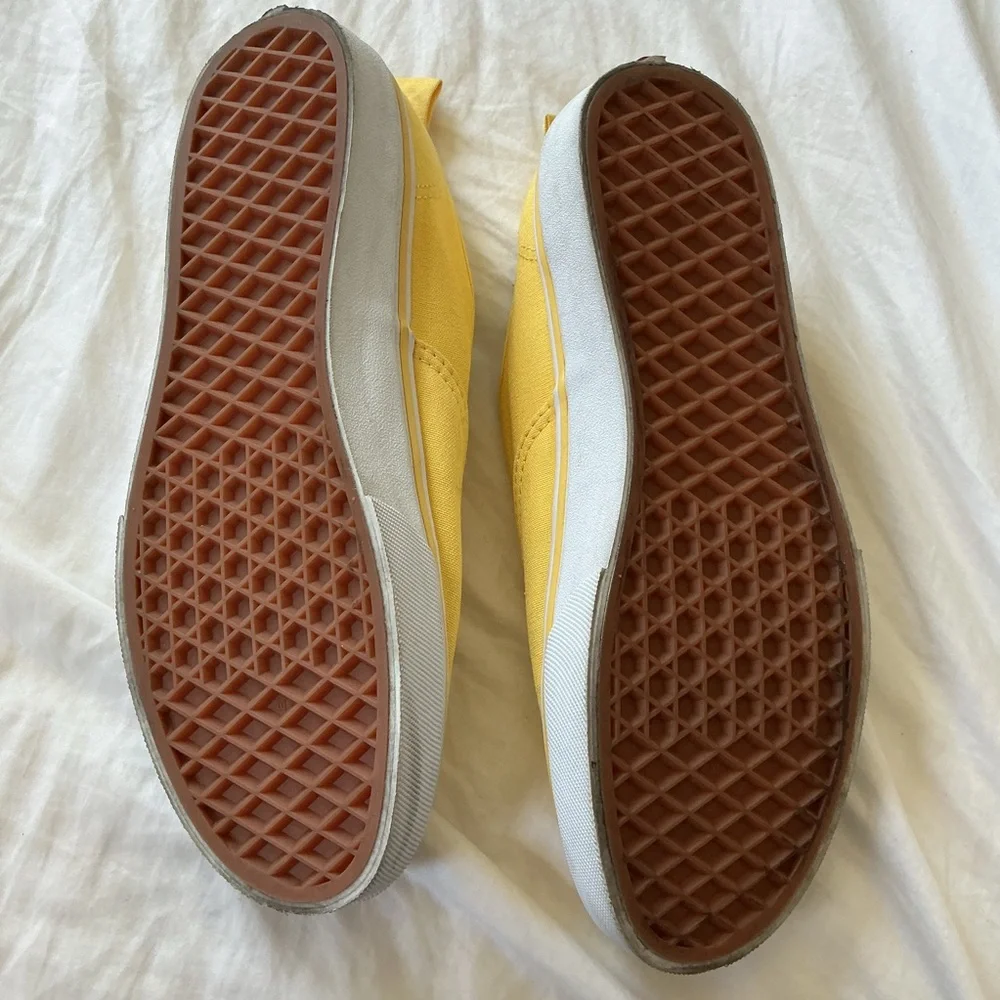 Vans preowned size
