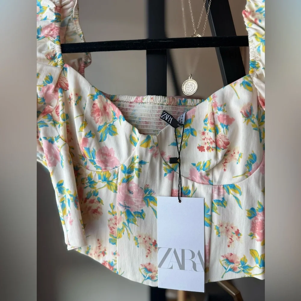 Zara Floral Puff Sleeve Blouse NWT