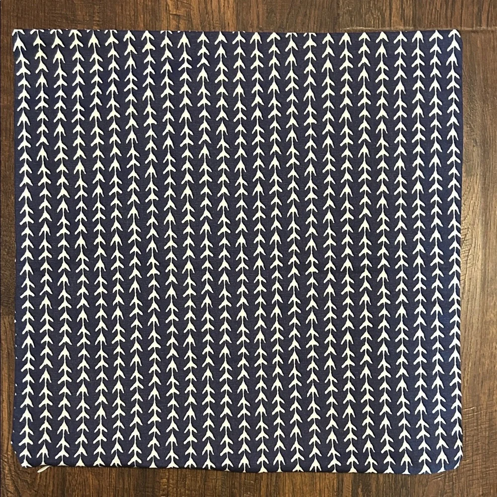 Indigo Vine Navy and White Pillow Cover