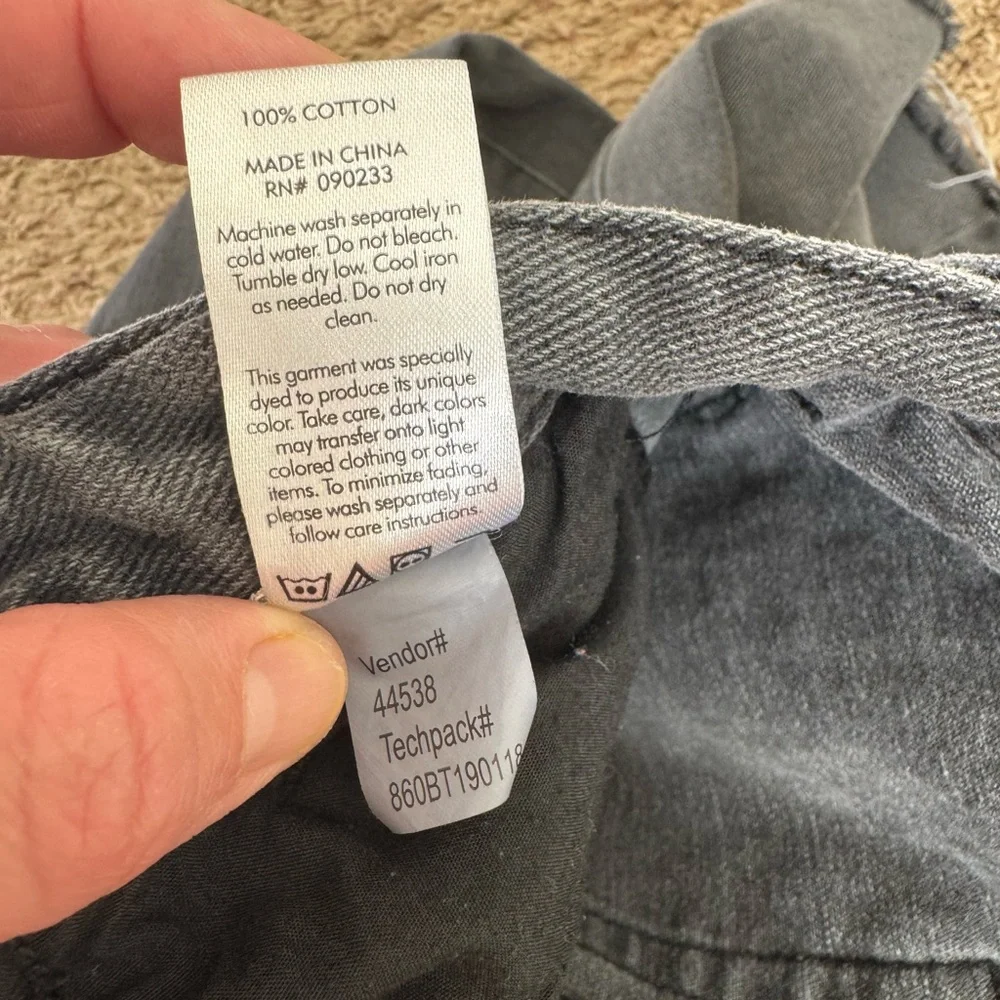 PacSun gray black