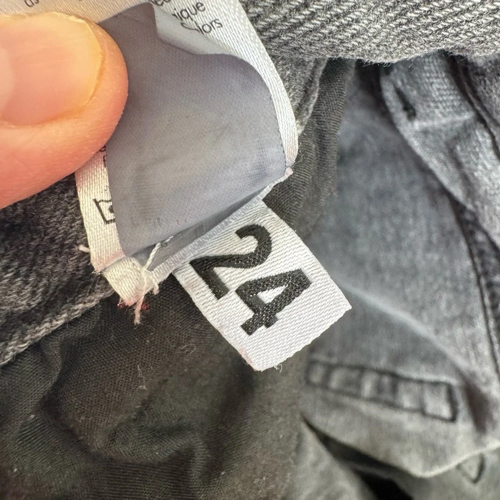 PacSun gray black