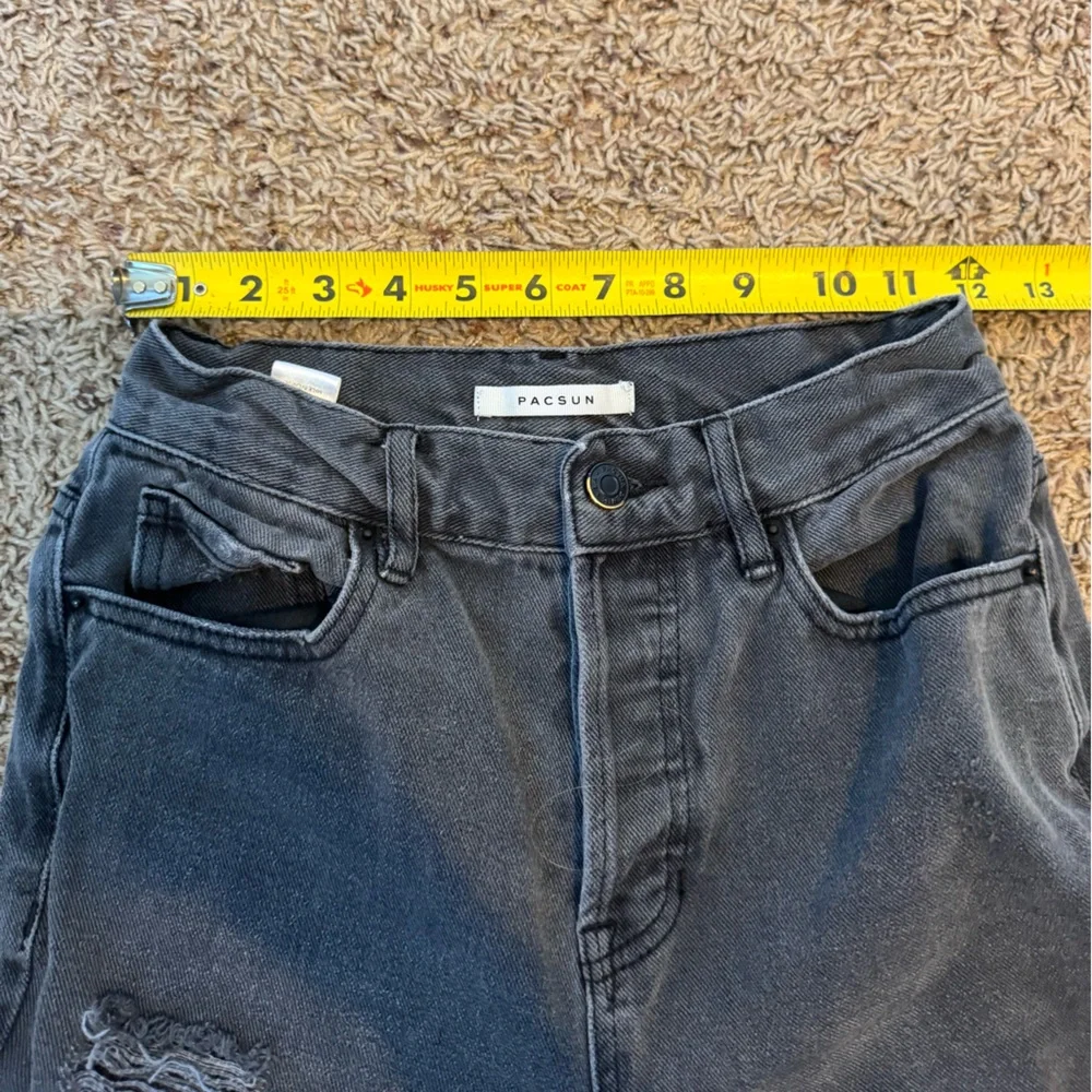 PacSun gray black