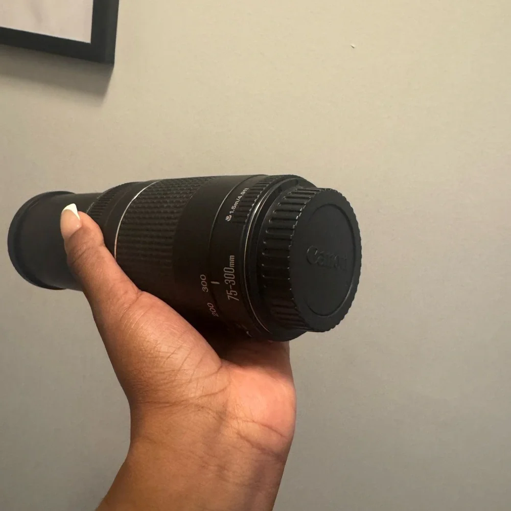 Canon Black and Silver Telephoto Lens