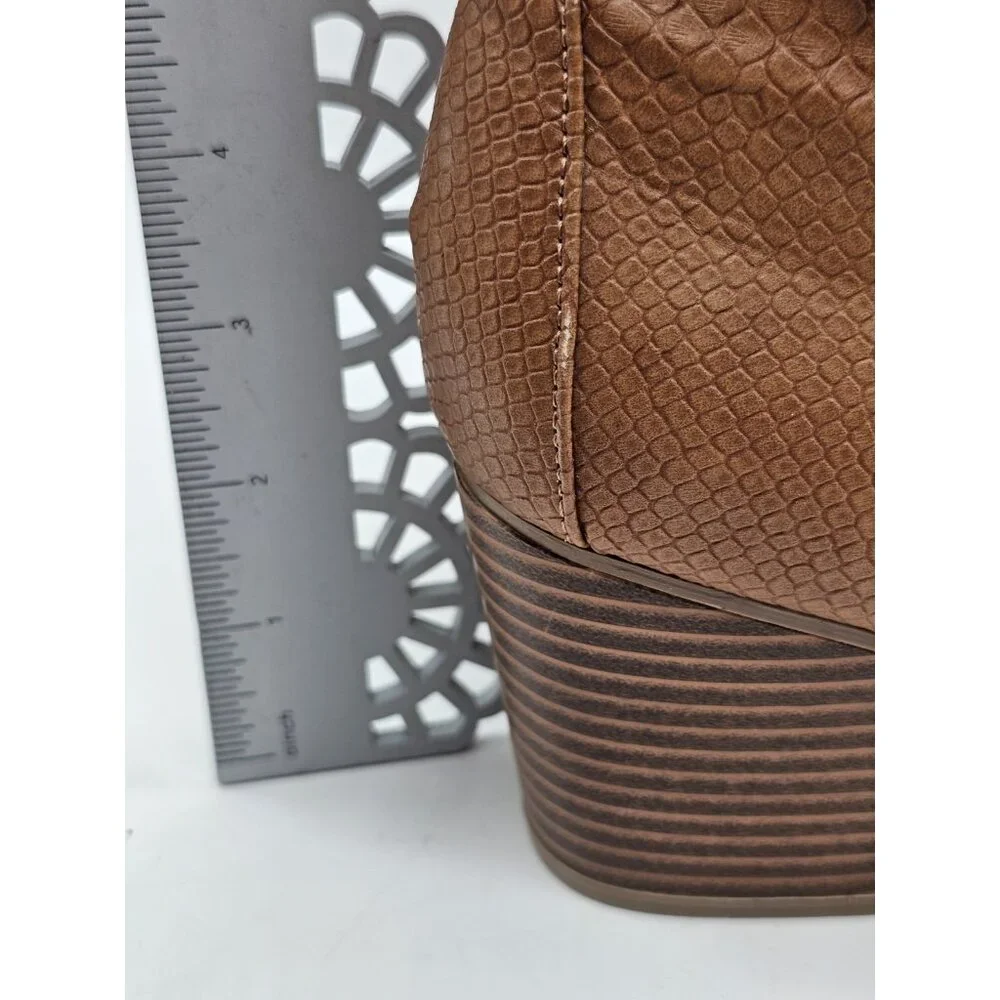 Zby flair spring closure