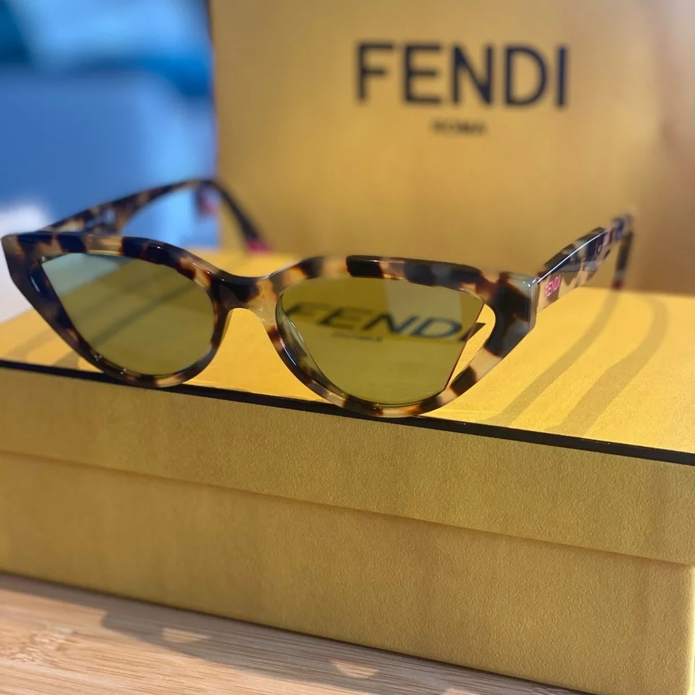 Fendi 52mm cat
