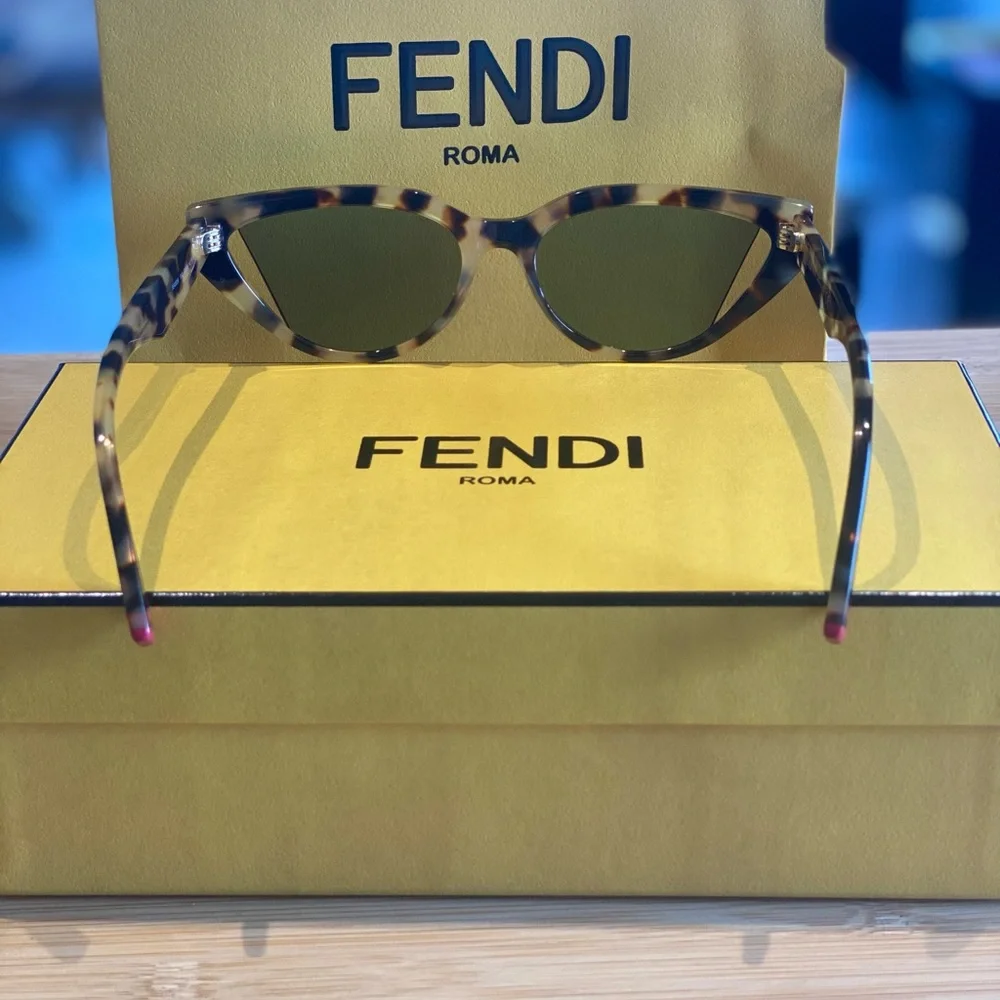 Fendi 52mm cat