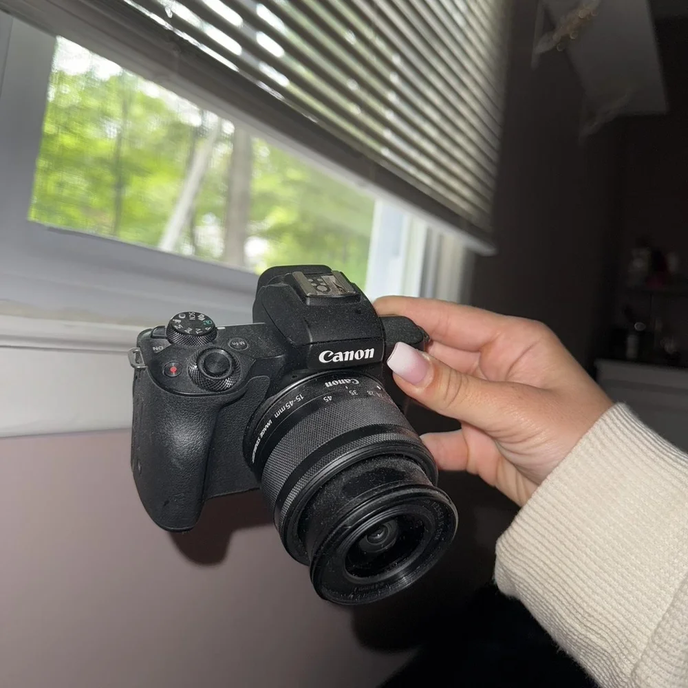 Canon sleek black enthusiasts