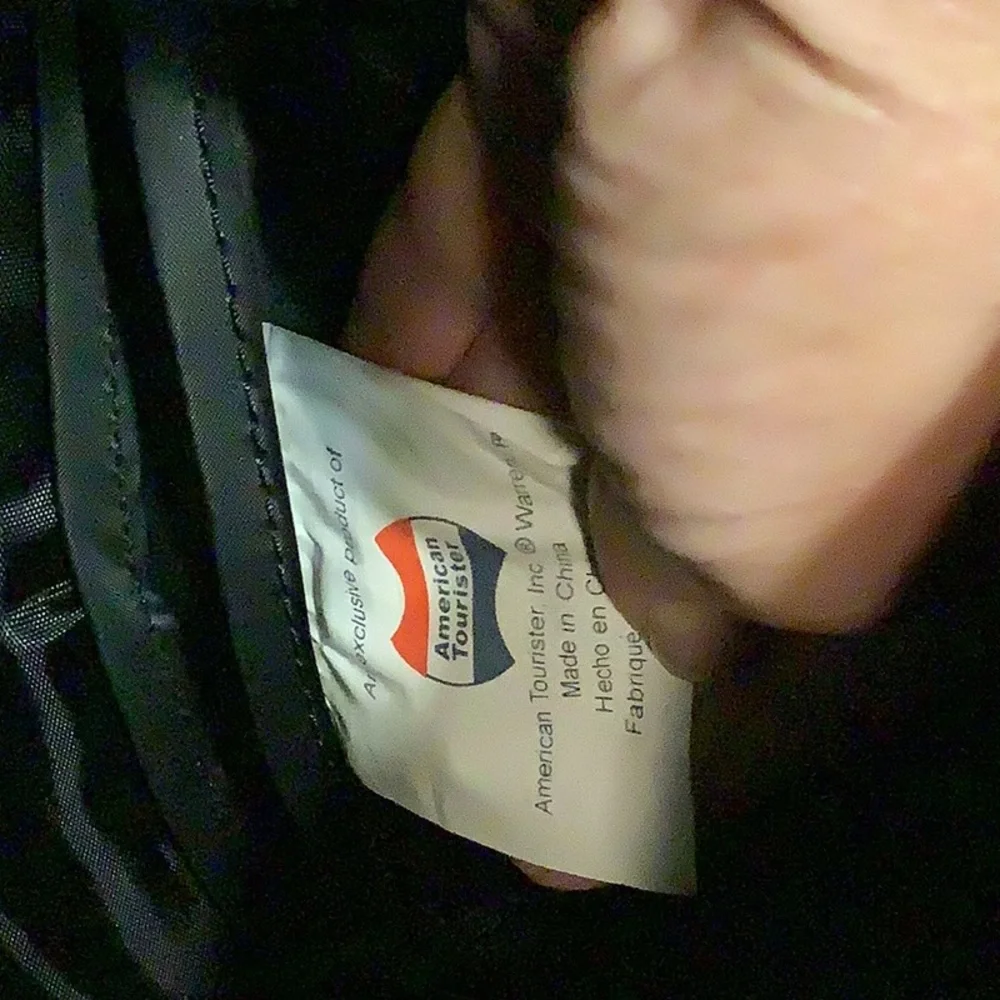 American Tourister Navy collapsible duffle bag
