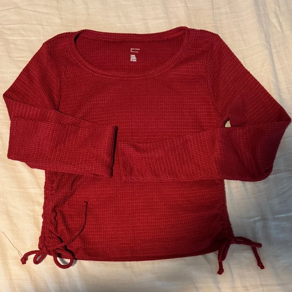 Gilly Hicks stylish red