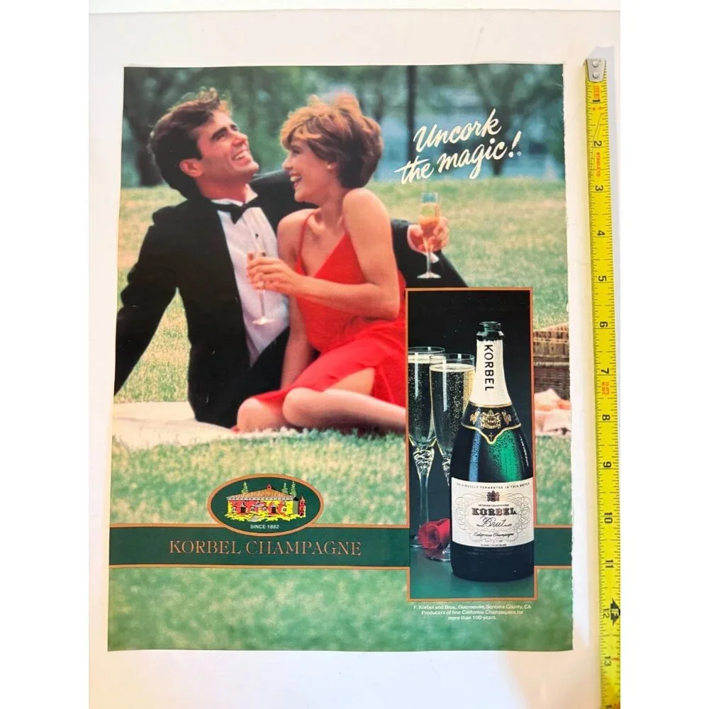 Vintage 1986 Korbel Champagne Couple on Lawn with Drink Advertisement Print Ad