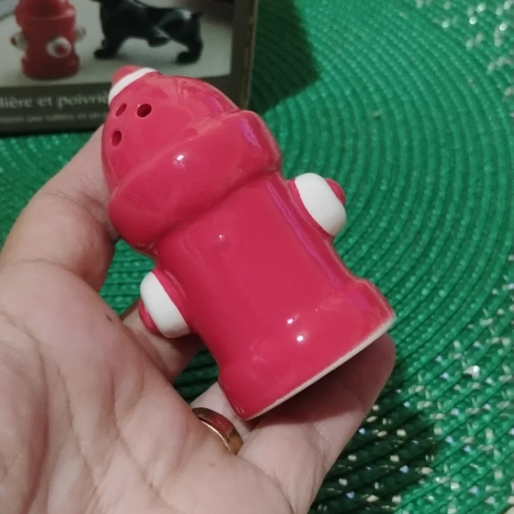 Pier 1 Black Dog and Red Fire Hydrant Shaker Set