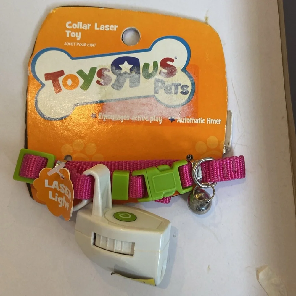 NWT collar laser toy for cats-collar + toy combo; teal & purple collar