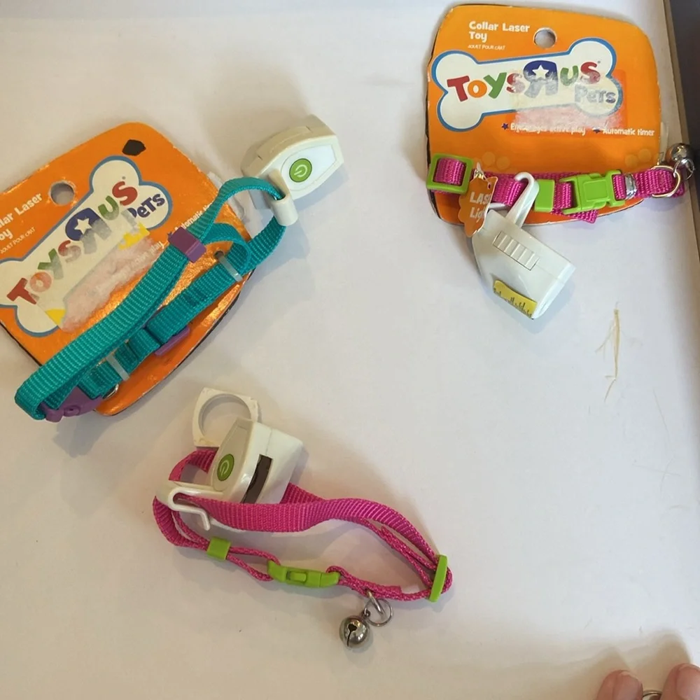 NWT collar laser toy for cats-collar + toy combo; teal & purple collar