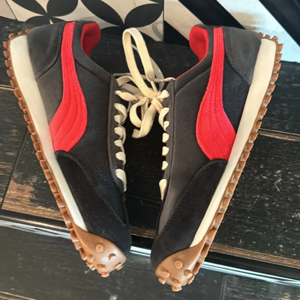 Puma so but