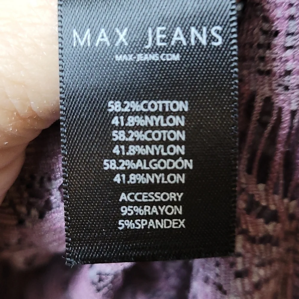 Max Jeans plum colored
