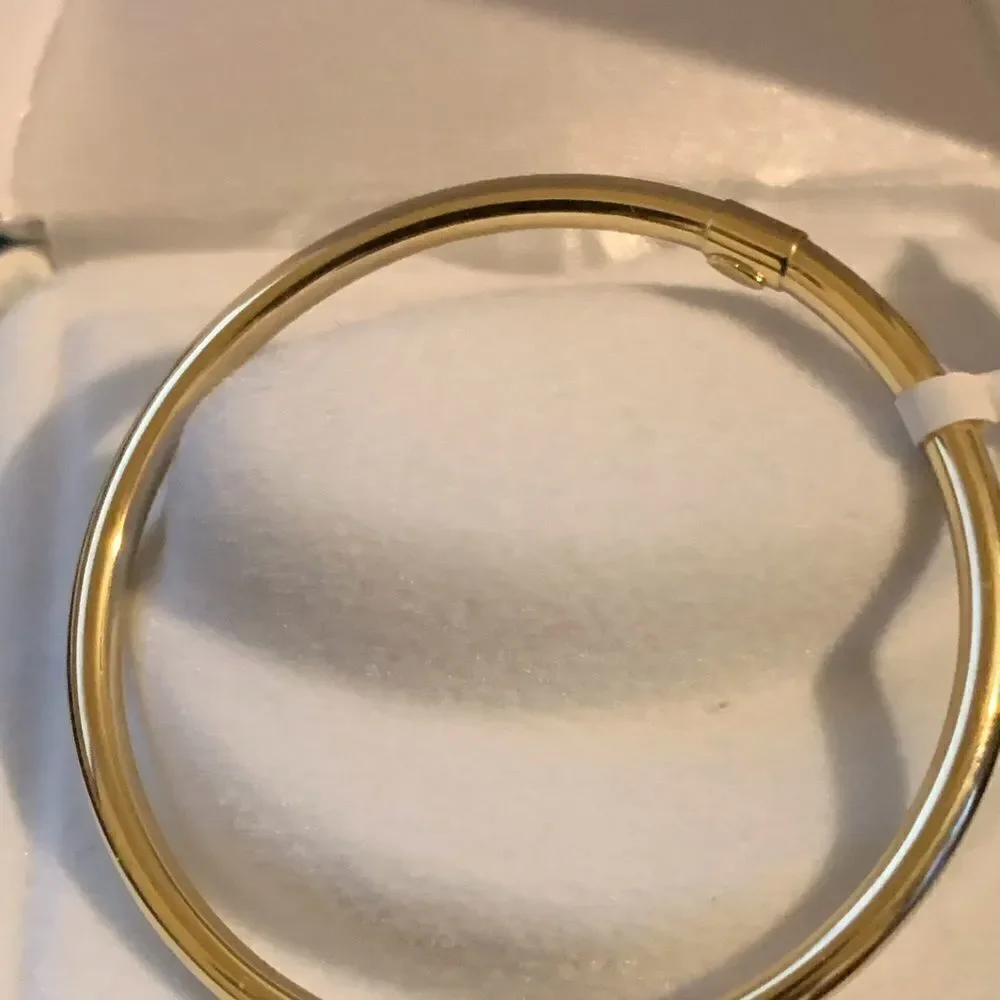 Madi K celebrate precious