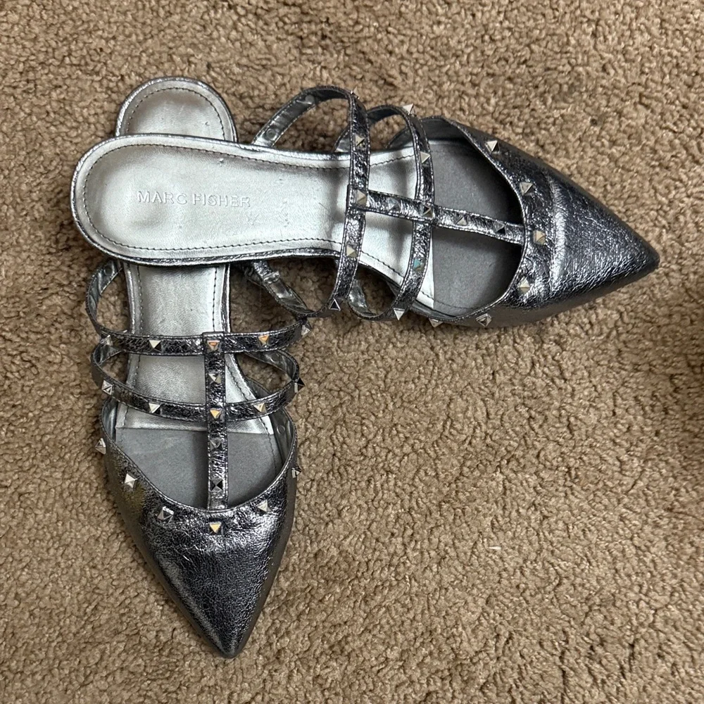 Marc Fisher elegant metallic