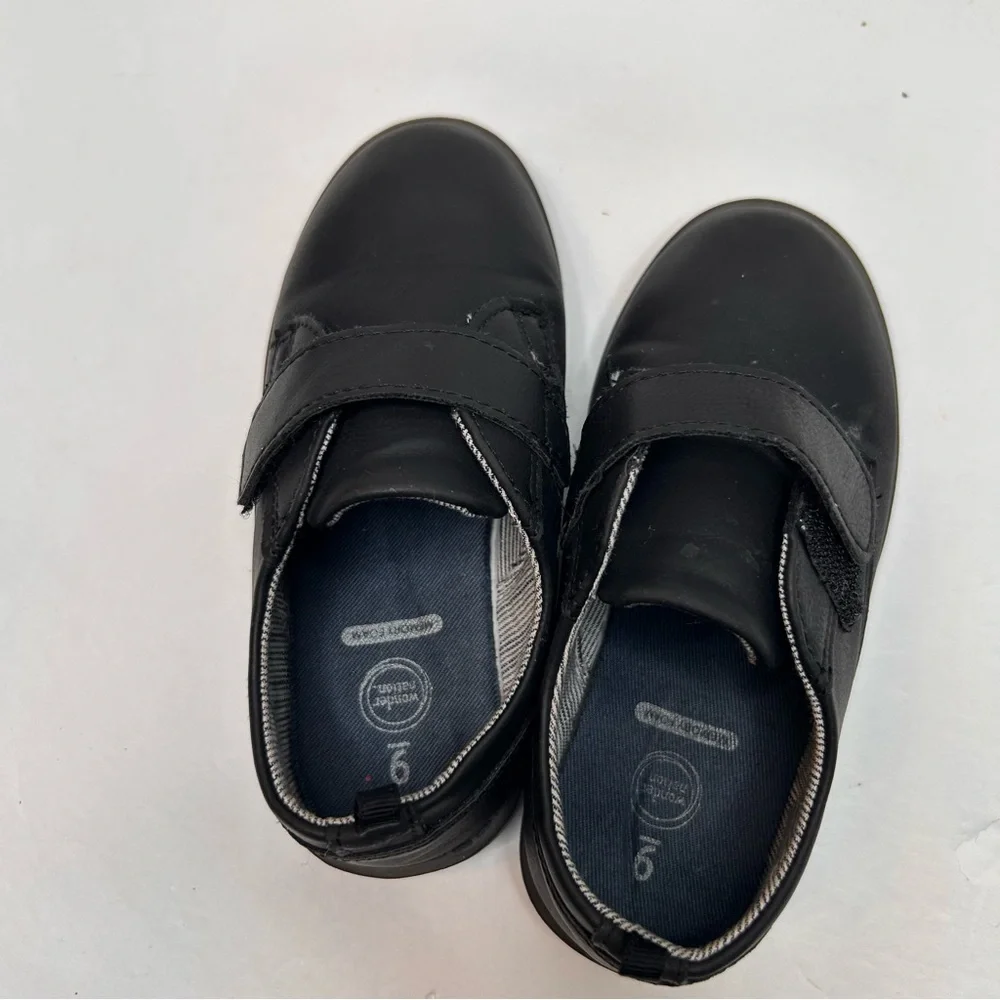 Wonder Nation Boy’s Black Dress Shoes with Velcro Straps Size 9
