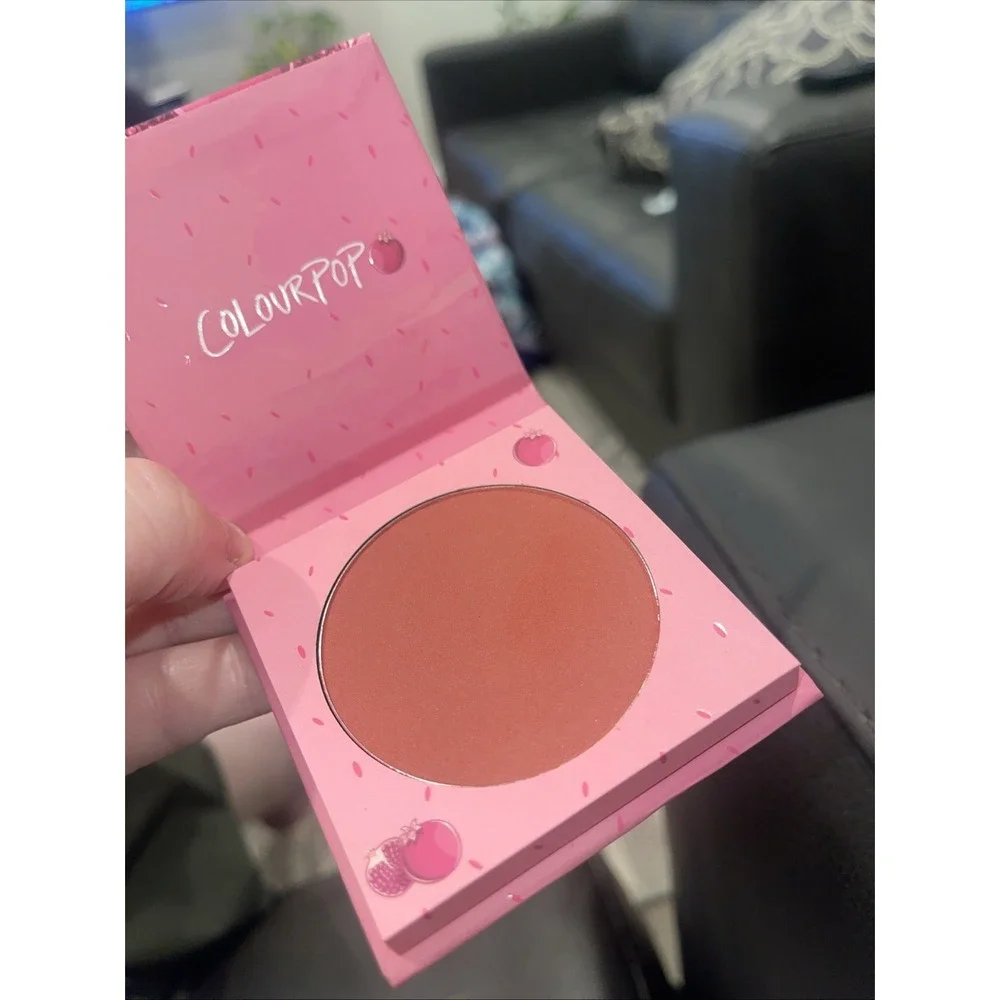 Colourpop pressed powder