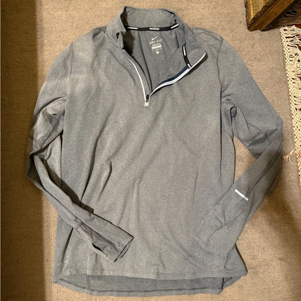 Nike Men’s Dri-FIT Gray Half Zip Running Pullover Size Large