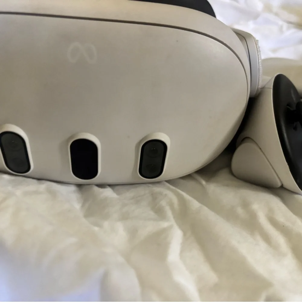 Oculus VR Headset - Black and White