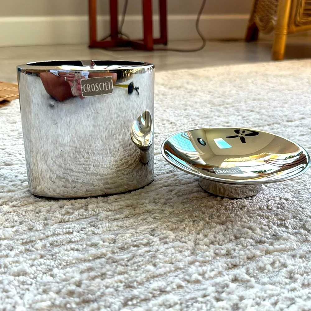 Croscill Chrome Soap Dish and Toothbrush Holder Set