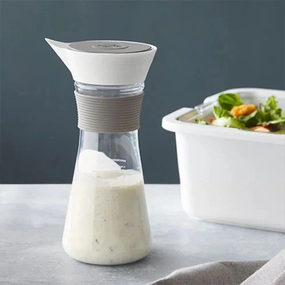 NWT Pampered Chef Measure, Mix & Pour In Box