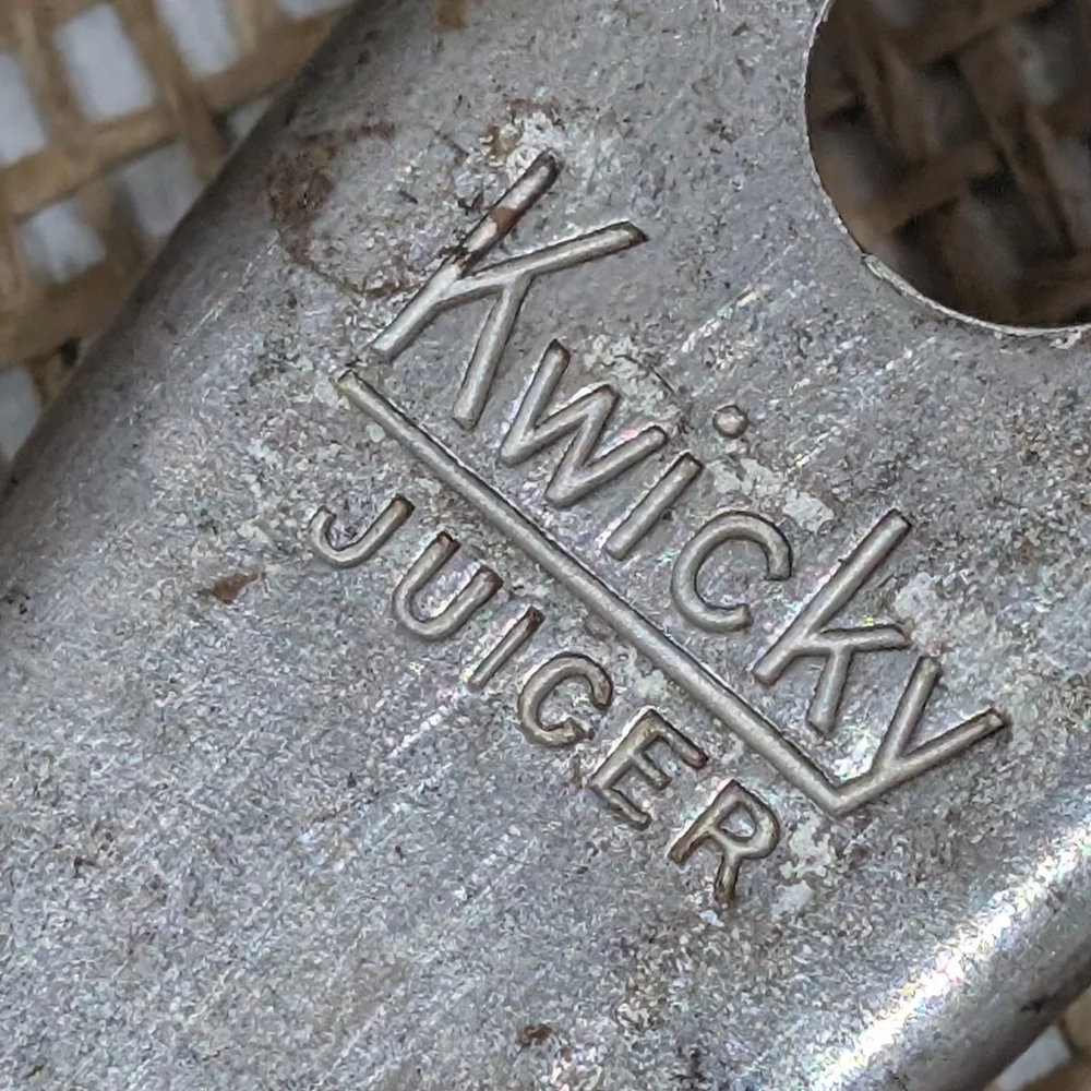 Vintage kwicky juicer