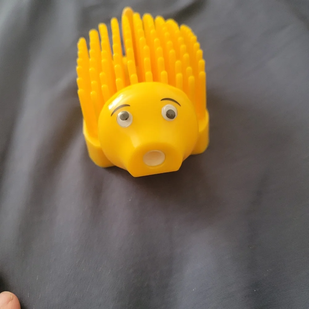Source Unknown vintage hedgehog