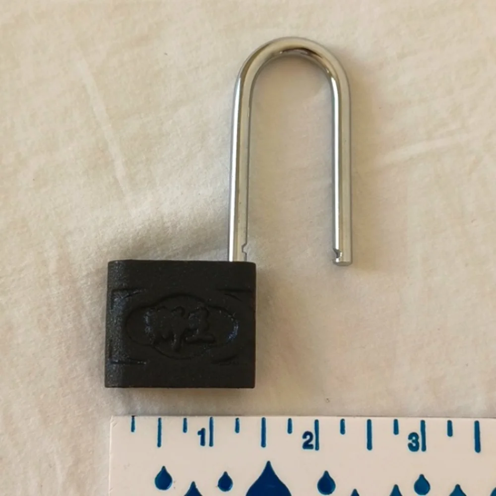 888 vintage padlock