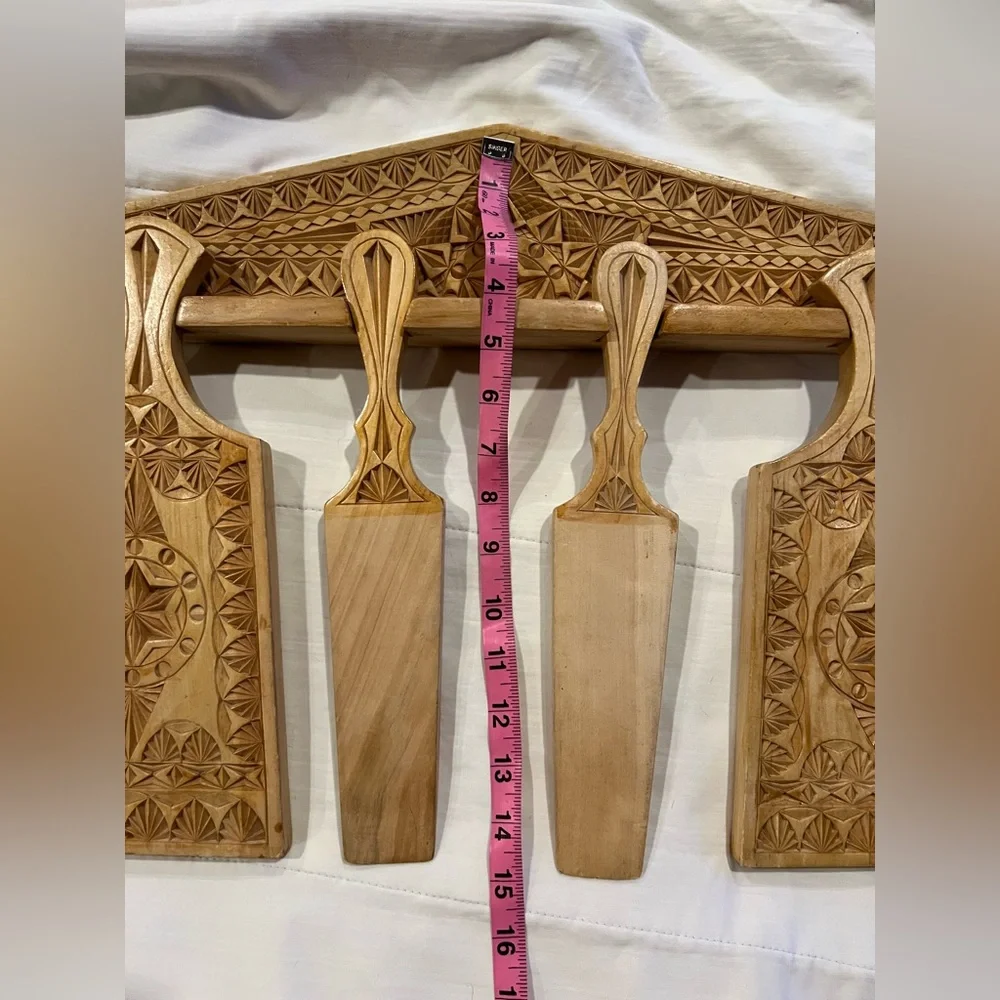 N/A beautifully carved