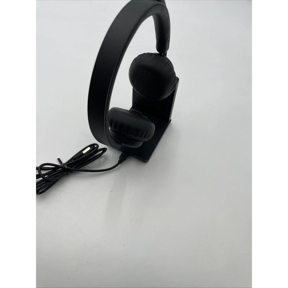 The Unbranded Brand awatrue wireless