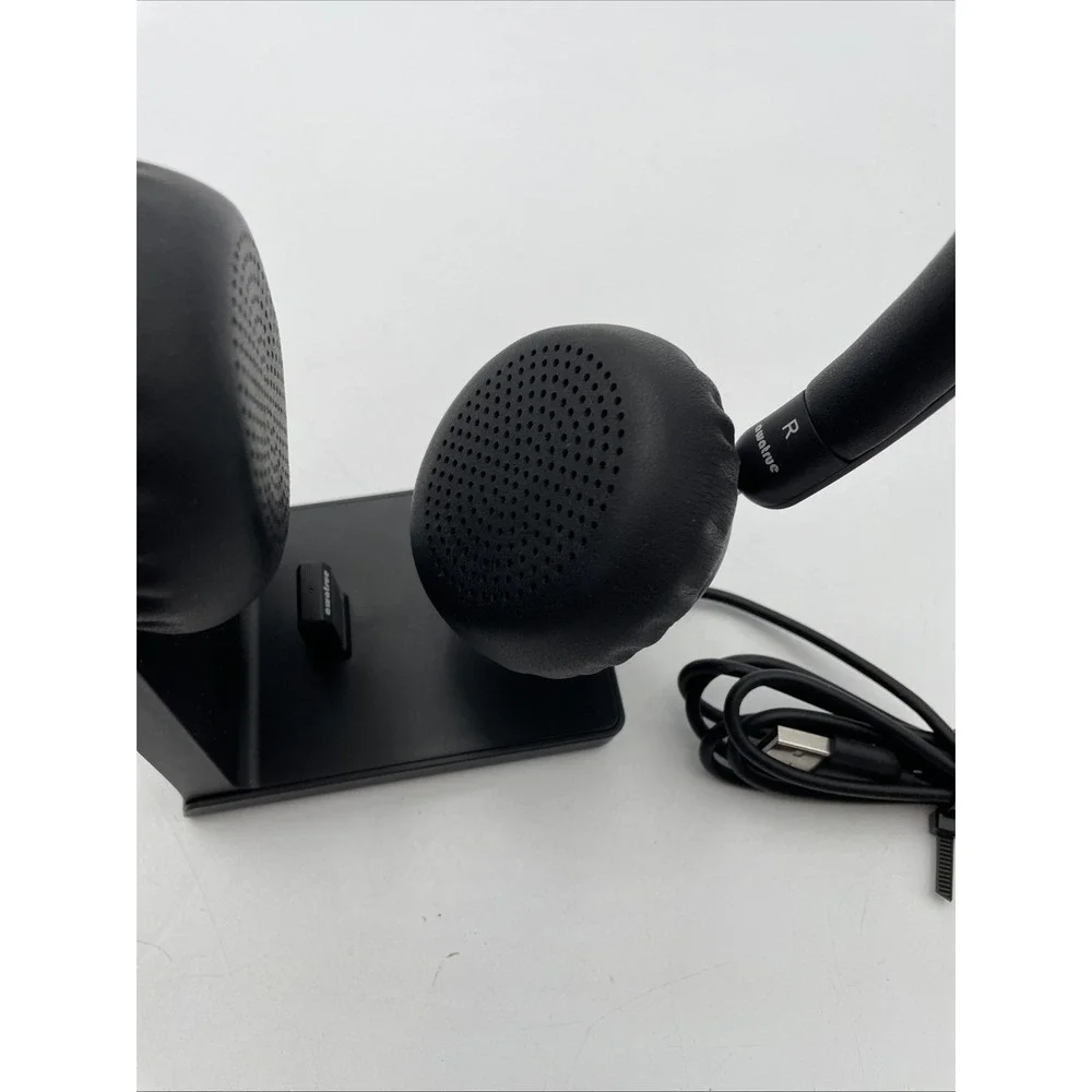 The Unbranded Brand awatrue wireless