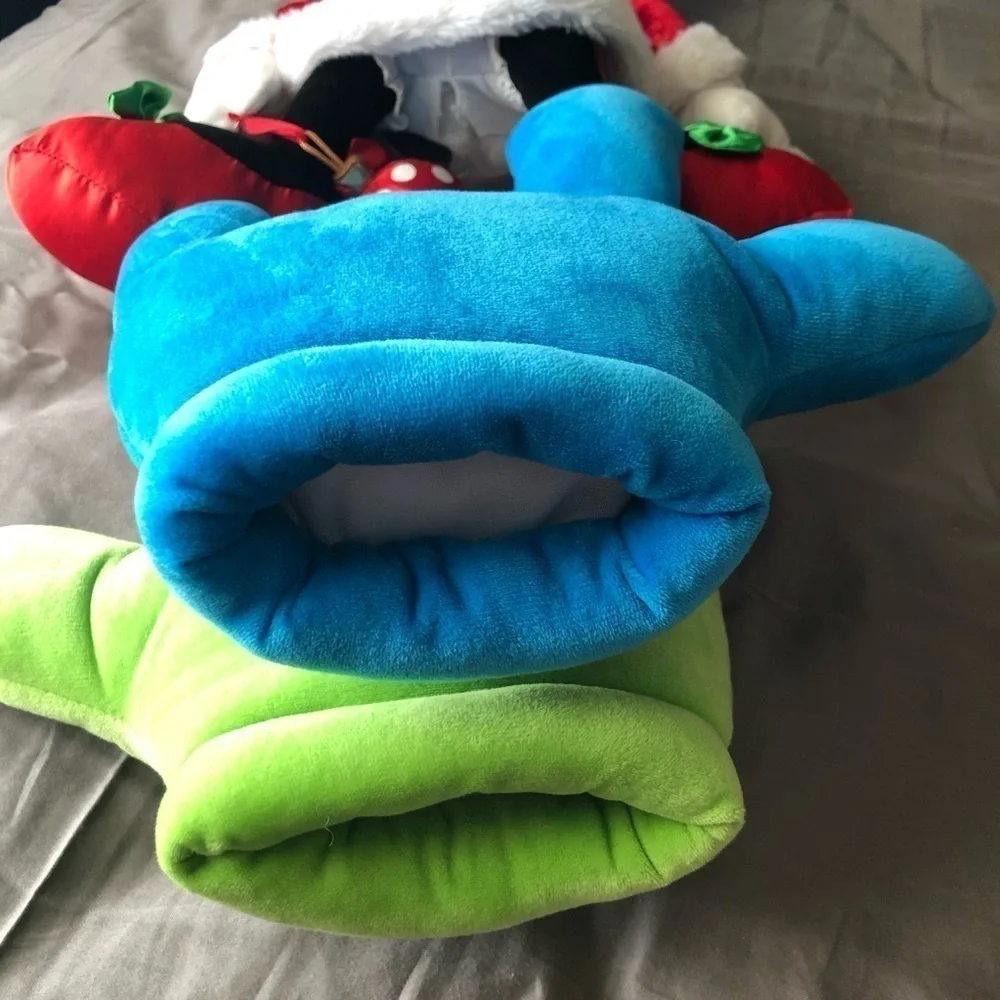 🐭HP🐭Mickey Mouse gloves/hands